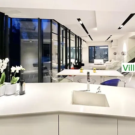 Villa Emg Muenster - *